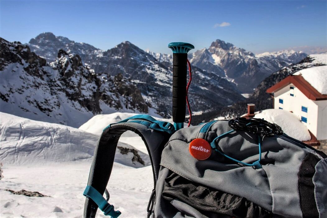 Ciaspolata a Misurina con vista sulle Tre Cime Ciaspolata a Misurina con vista sulle Tre Cime desktop picture