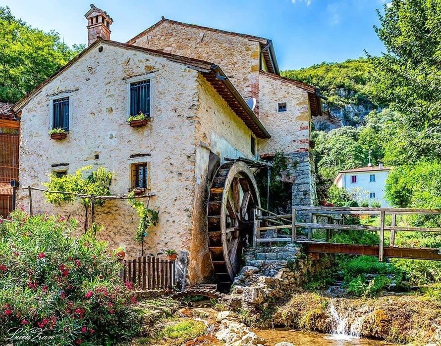 I Dolci Sentieri da Valle di Sotto a Villa Godi Malinverni I Dolci Sentieri da Valle di Sotto a Villa Godi Malinverni desktop picture