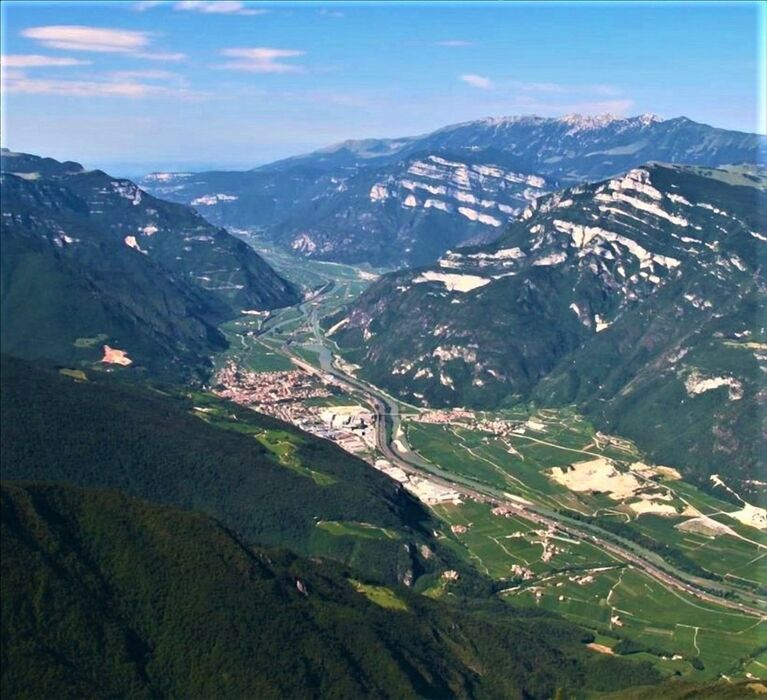 Un Trekking nella Storia sul Monte Zugna Un Trekking nella Storia sul Monte Zugna desktop picture