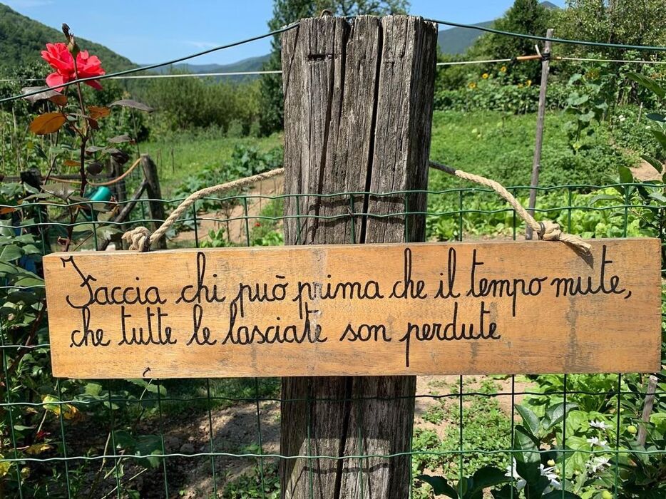 Lagacci: Passeggiata nel Paese dei Proverbi Lagacci: Passeggiata nel Paese dei Proverbi desktop picture