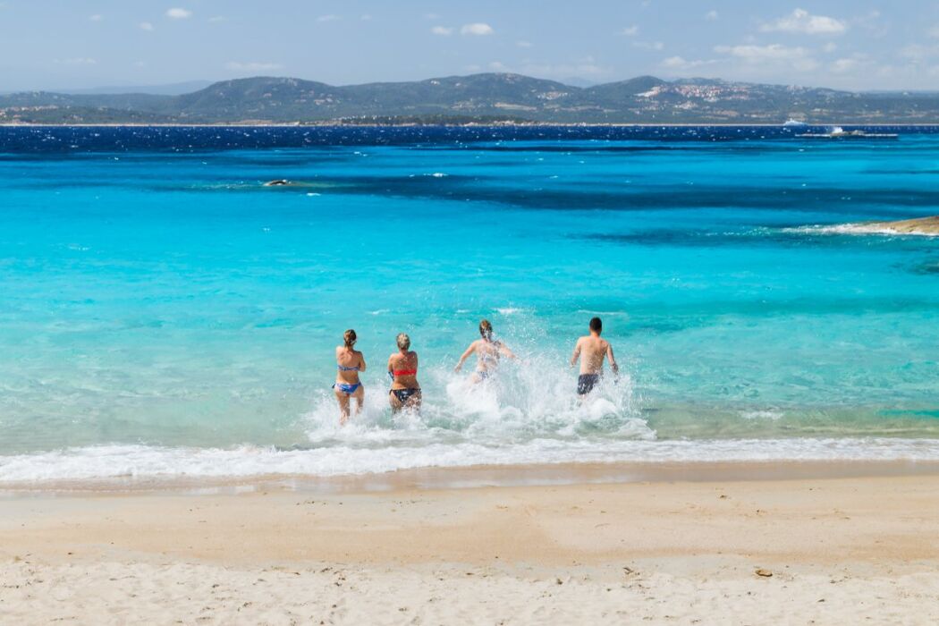 Otto Giorni tra le Spiagge Paradisiache della Sardegna in mezza pensione Otto Giorni tra le Spiagge Paradisiache della Sardegna in mezza pensione desktop picture