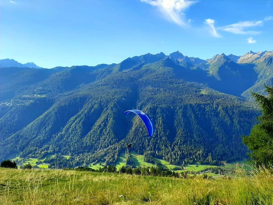 Emozionante Rafting lungo le Rapide del Fiume Noce Emozionante Rafting lungo le Rapide del Fiume Noce desktop picture