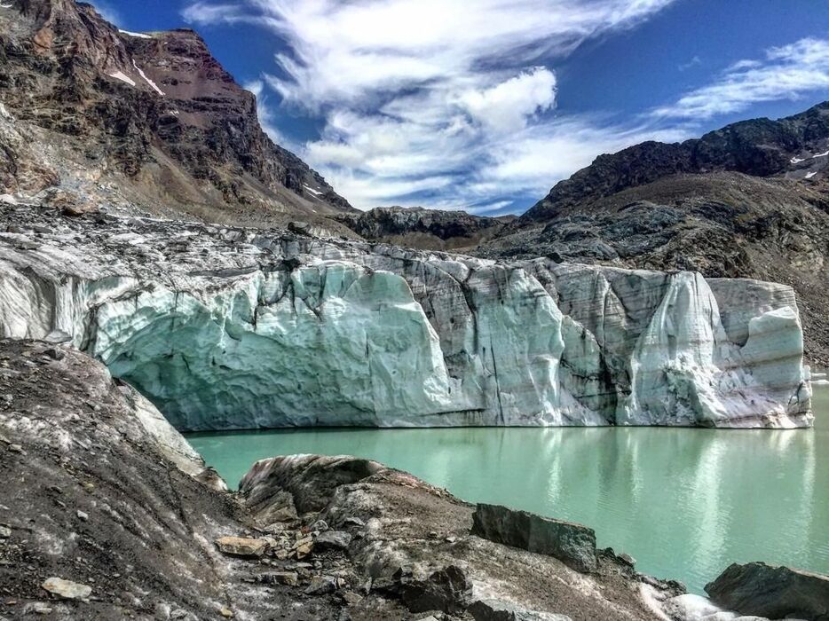 Trekking al Ghiacciaio Fellaria: nel cuore della Valmalenco Trekking al Ghiacciaio Fellaria: nel cuore della Valmalenco desktop picture