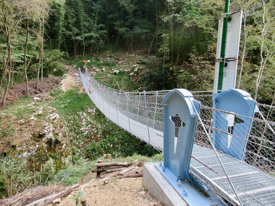 Novità: Trekking Vajo dell’Orsa e monumento a Napoleone Novità: Trekking Vajo dell’Orsa e monumento a Napoleone desktop picture