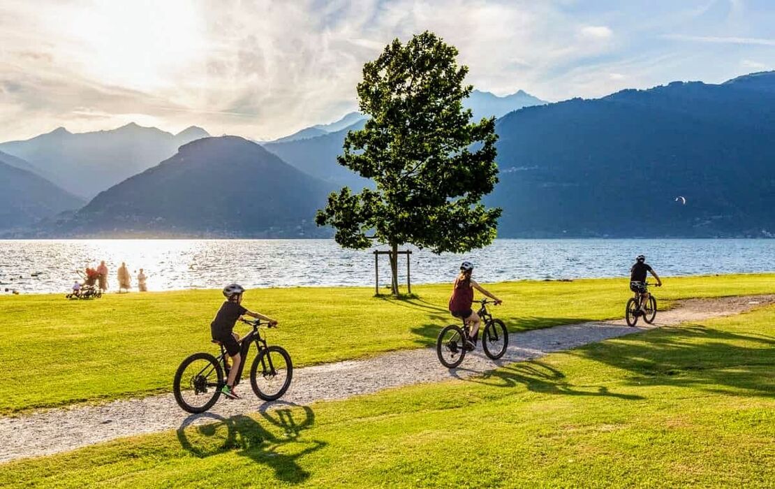 E-Bike Tour tra Laghi e Monti da Menaggio a Varenna E-Bike Tour tra Laghi e Monti da Menaggio a Varenna desktop picture