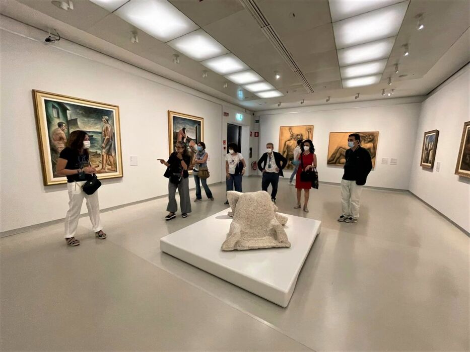 Visita guidata semiseria al Museo del 900 di Milano Visita guidata semiseria al Museo del 900 di Milano desktop picture