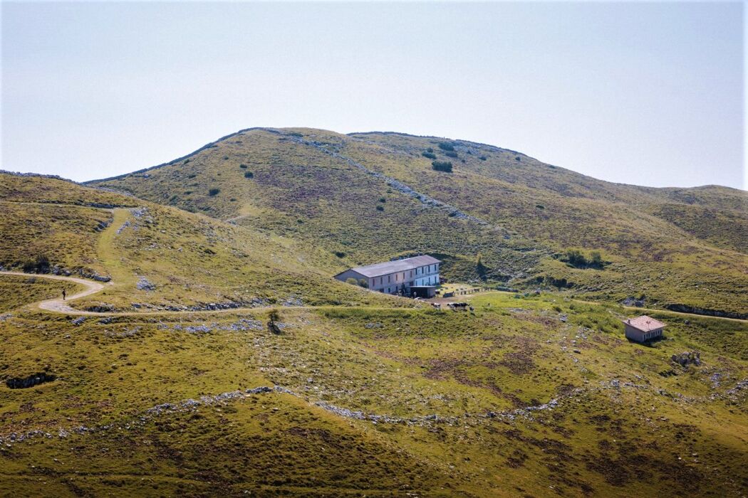 La magia del Monte Baldo: il sentiero Lino Ottaviani La magia del Monte Baldo: il sentiero Lino Ottaviani desktop picture