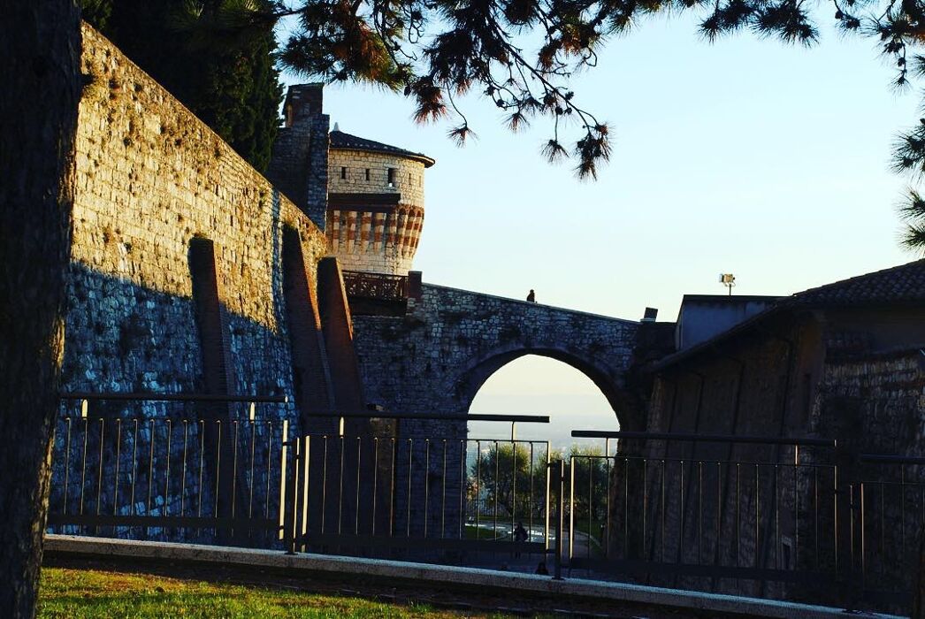 🎃Halloween Tour: Workshop in Lingua Inglese nella Brescia Tenebrosa🎃 🎃Halloween Tour: Workshop in Lingua Inglese nella Brescia Tenebrosa🎃 desktop picture