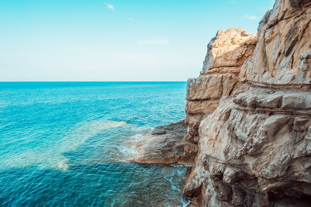 La Buca delle Fate: Un Trekking nella Leggenda La Buca delle Fate: Un Trekking nella Leggenda desktop picture