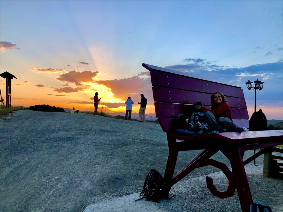 Castellarano e la Panchina Gigante: Passeggiata alle Luci del Tramonto Castellarano e la Panchina Gigante: Passeggiata alle Luci del Tramonto desktop picture