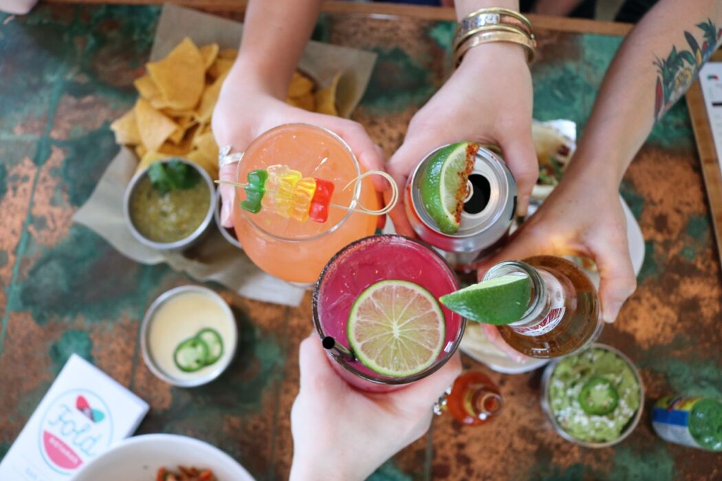 Aperitivo in centro a Varese Aperitivo in centro a Varese desktop picture