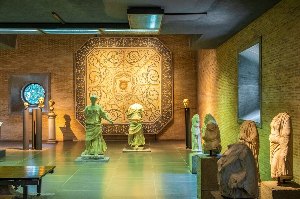 Visita Esclusiva ai Musei Vaticani di Notte (Biglietto Incluso) Visita Esclusiva ai Musei Vaticani di Notte (Biglietto Incluso) desktop picture