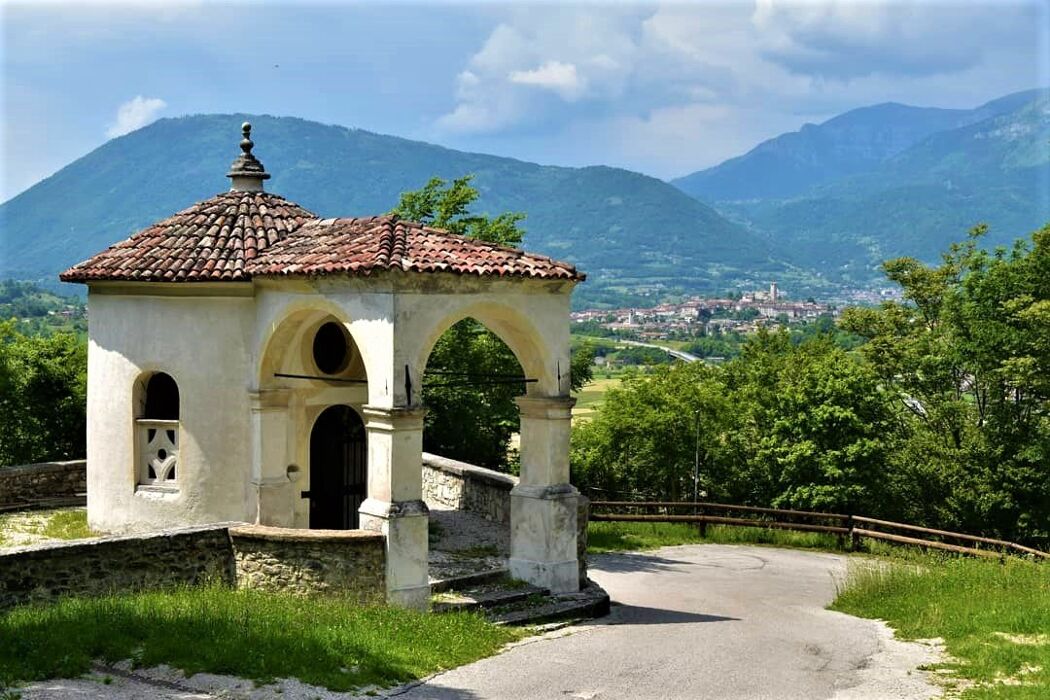 Il Monte Miesna: Camminata tra Spiritualità, Natura e Arte Il Monte Miesna: Camminata tra Spiritualità, Natura e Arte desktop picture