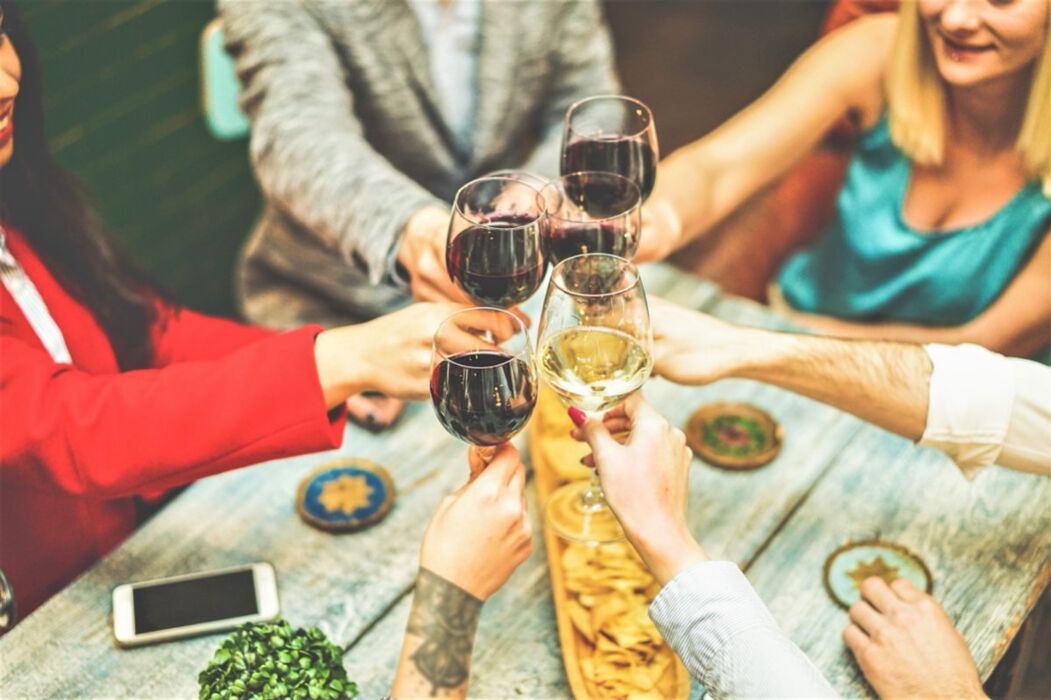 Aperitivo Meeters a Isola, il Quartiere Futuristico di Milano Aperitivo Meeters a Isola, il Quartiere Futuristico di Milano desktop picture