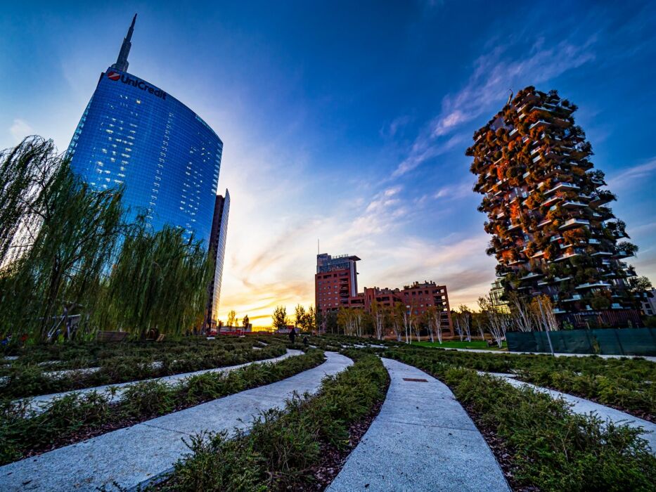 Aperitivo Meeters a Isola, il Quartiere Futuristico di Milano Aperitivo Meeters a Isola, il Quartiere Futuristico di Milano desktop picture