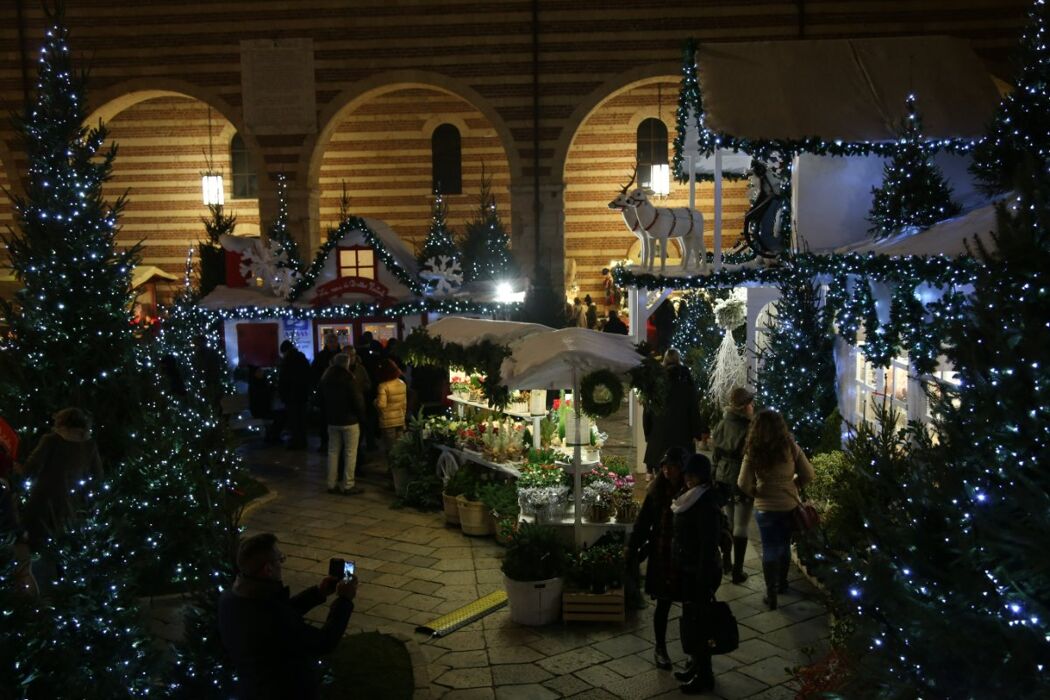 Pizzata Meeters Natalizia nel Cuore di Verona Pizzata Meeters Natalizia nel Cuore di Verona desktop picture