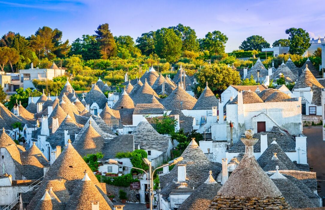 🎃Halloween in Puglia: Tra le Magie di Ostuni, Alberobello e Matera🎃 🎃Halloween in Puglia: Tra le Magie di Ostuni, Alberobello e Matera🎃 desktop picture