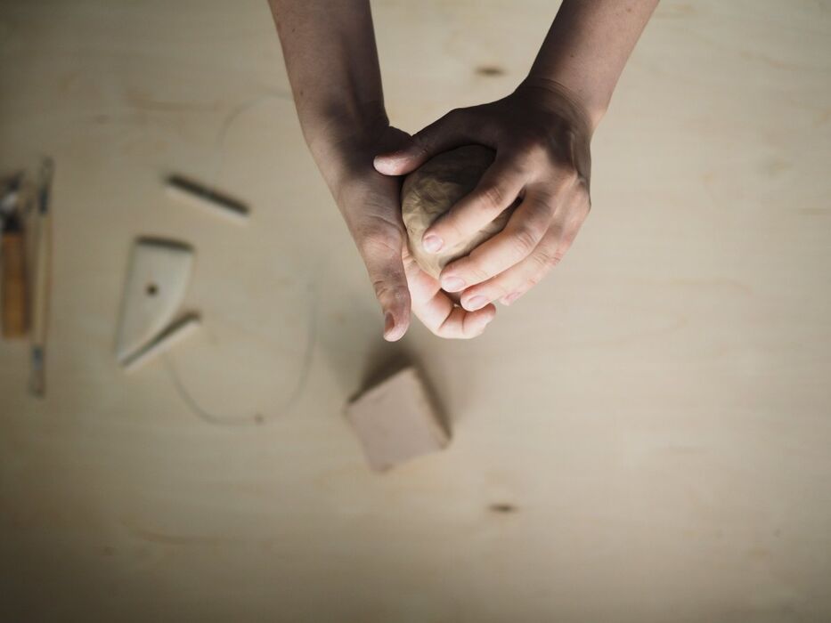 Corso Natalizio dai Maestri Ceramisti: Creiamo l’Albero di Natale! Corso Natalizio dai Maestri Ceramisti: Creiamo l’Albero di Natale! desktop picture