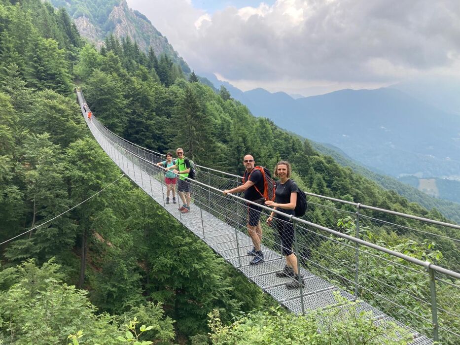 Gli emozionanti sentieri dal Ponte Tibetano a Cima Campogrosso Gli emozionanti sentieri dal Ponte Tibetano a Cima Campogrosso desktop picture