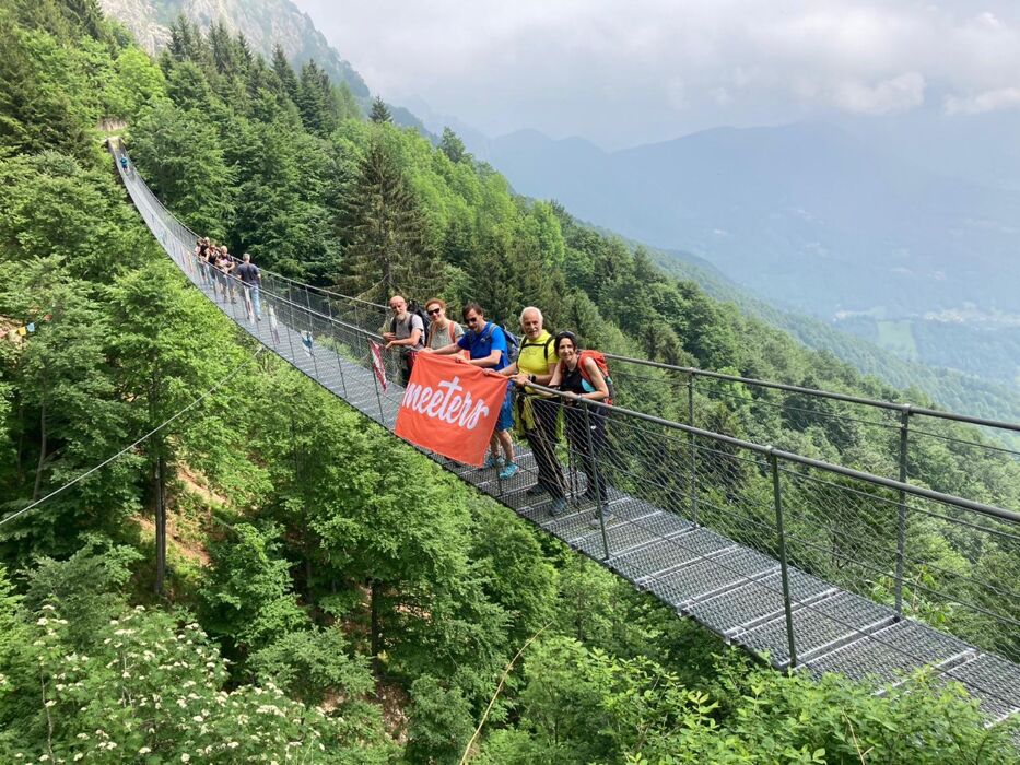 Gli emozionanti sentieri dal Ponte Tibetano a Cima Campogrosso Gli emozionanti sentieri dal Ponte Tibetano a Cima Campogrosso desktop picture
