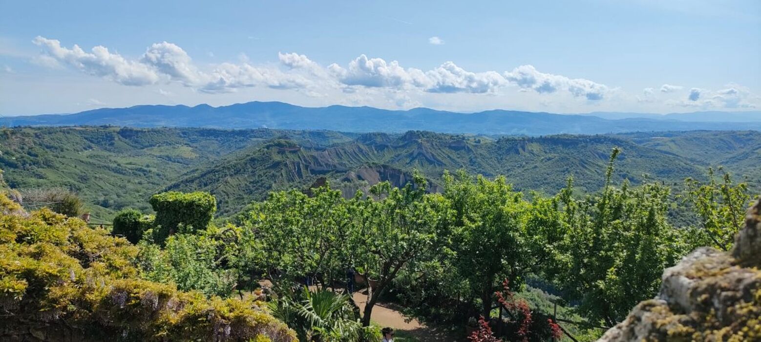 Pasqua nel cuore della Tuscia: Viterbo, Tarquinia, Tuscania e Civita di Bagnoregio Pasqua nel cuore della Tuscia: Viterbo, Tarquinia, Tuscania e Civita di Bagnoregio desktop picture