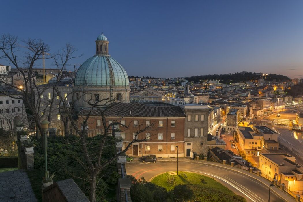 Aperitivo ad Ancona Aperitivo ad Ancona desktop picture