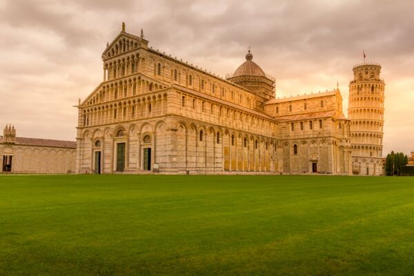 event-🎃Halloween a Pisa: I Misteri di Piazza dei Miracoli🎃
