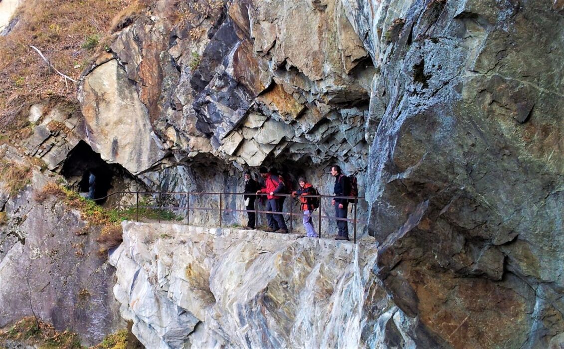 Lungo i Sentieri del Tracciolino: Un’Esperienza Tutta da Vivere Lungo i Sentieri del Tracciolino: Un’Esperienza Tutta da Vivere desktop picture