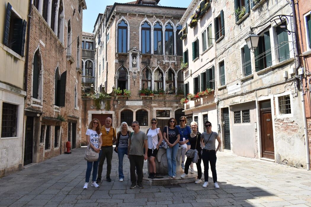 Venezia e la Via delle Spezie: Un Tour tra Profumi e Antichi Rimedi Venezia e la Via delle Spezie: Un Tour tra Profumi e Antichi Rimedi desktop picture