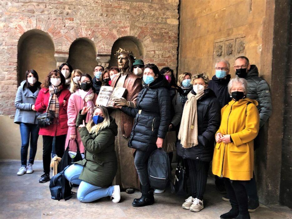 Passeggiata Guidata a Verona: Sulle Orme di Dante Alighieri Passeggiata Guidata a Verona: Sulle Orme di Dante Alighieri desktop picture