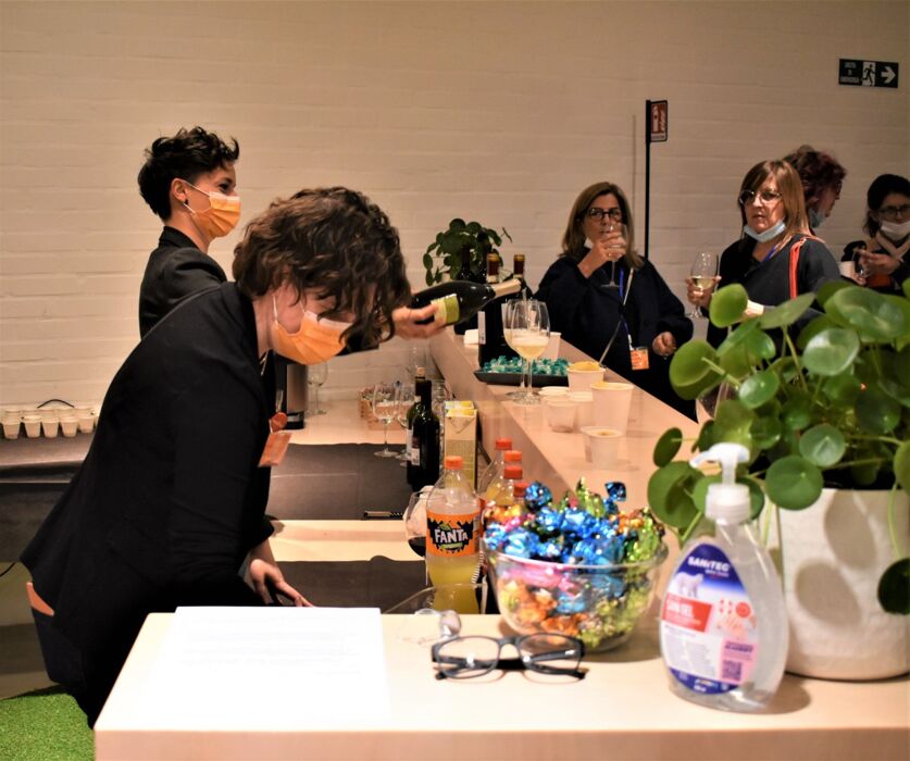 Aperitivo in casa Meeters: La Storia e il Progetto Crowdfunding Aperitivo in casa Meeters: La Storia e il Progetto Crowdfunding desktop picture