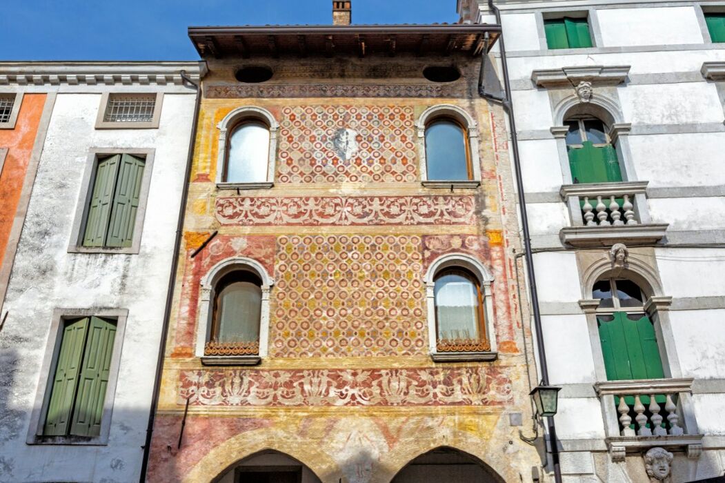 Tour Guidato tra le Suggestive Policromie di Pordenone Tour Guidato tra le Suggestive Policromie di Pordenone desktop picture