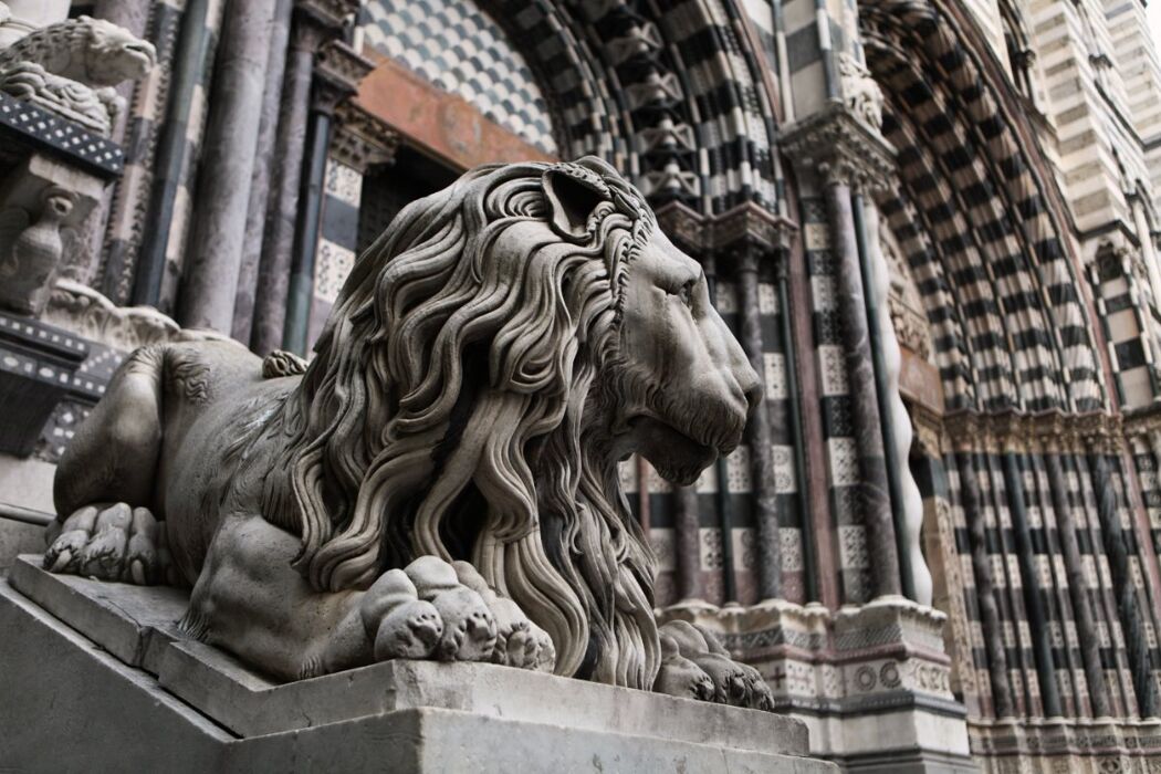 Visita a Genova Medioevale: Tra Storia e Simbologia Visita a Genova Medioevale: Tra Storia e Simbologia desktop picture