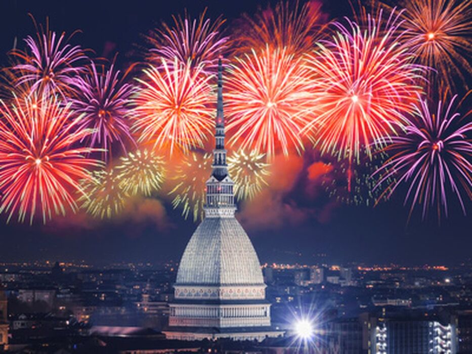 Capodanno a Torino: tra sapori tipici, Mole e Museo del Cinema Capodanno a Torino: tra sapori tipici, Mole e Museo del Cinema desktop picture