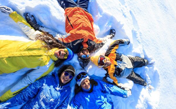 event-Sciare insieme nelle Dolomiti: Ponte Immacolata sulla neve a Canazei [età consigliata under 45]