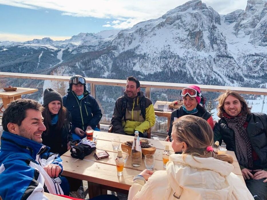 Epifania sugli sci tra le Dolomiti Epifania sugli sci tra le Dolomiti desktop picture