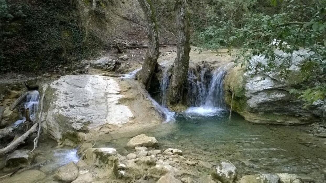 Inedita Escursione a Ontignano: La Valle del Sambre Inedita Escursione a Ontignano: La Valle del Sambre desktop picture