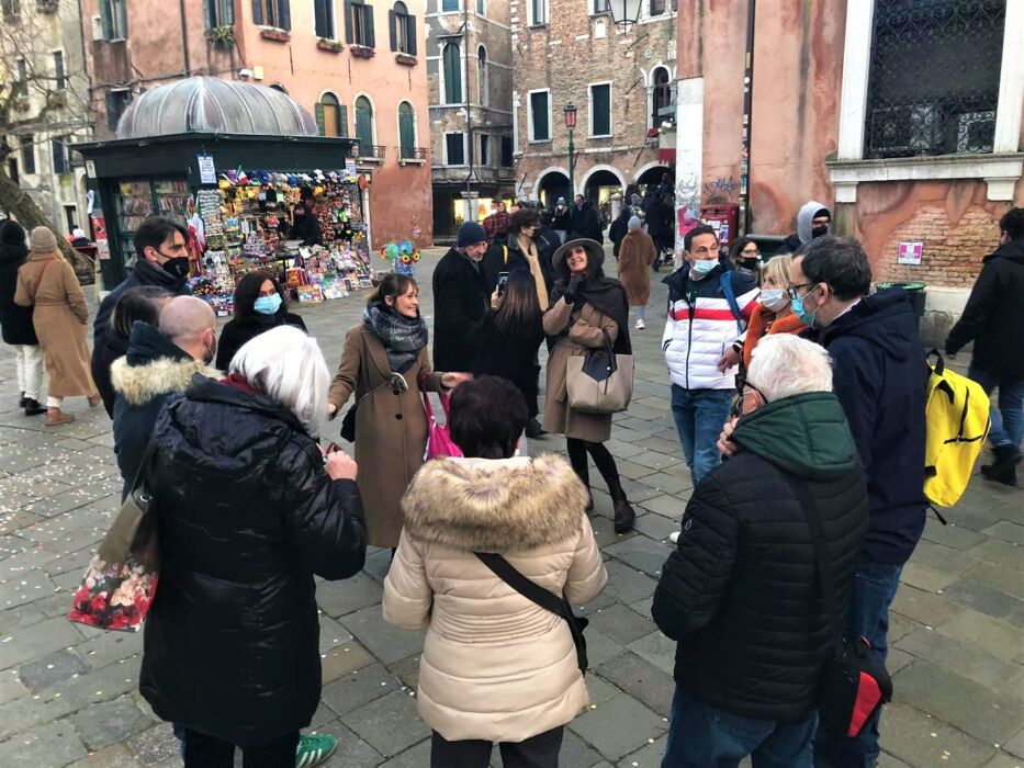 Bacaro Tour a Castello: Immersione nei Sapori Veneziani Bacaro Tour a Castello: Immersione nei Sapori Veneziani desktop picture