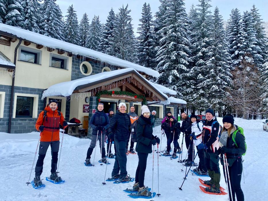 Ciaspolata al Lago Santo Parmense Ciaspolata al Lago Santo Parmense desktop picture