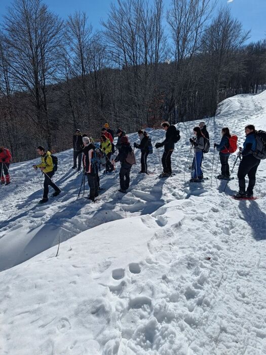Ciaspolata al Lago Santo Parmense Ciaspolata al Lago Santo Parmense desktop picture