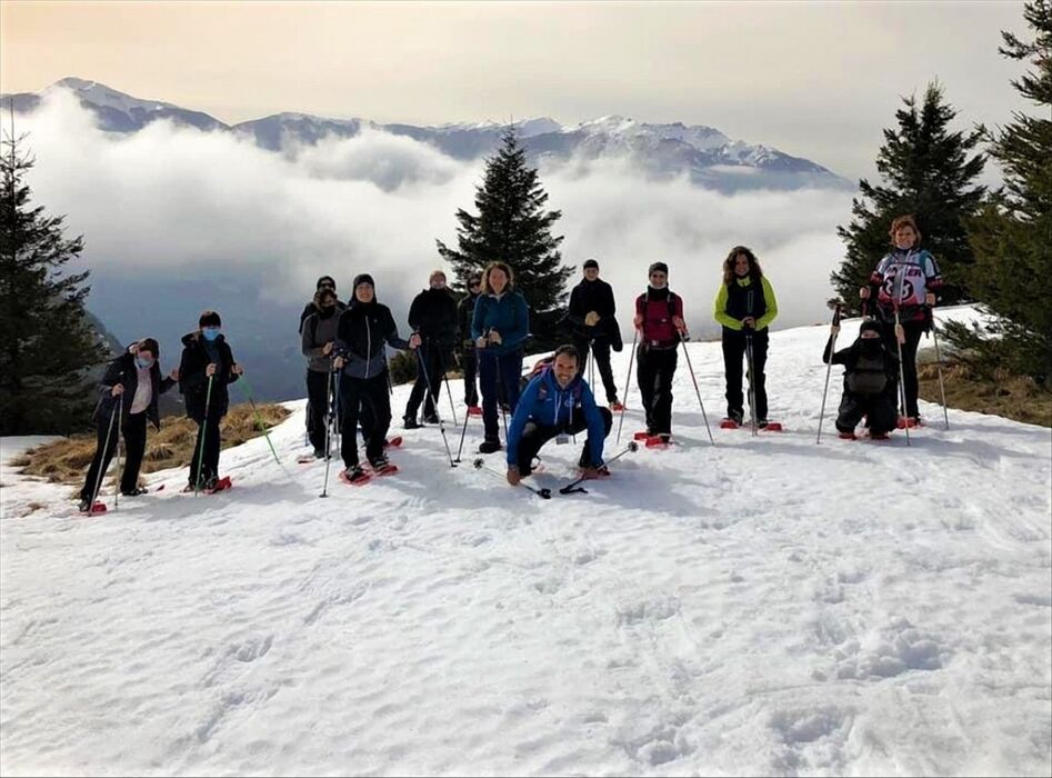 Ciaspolata ai piedi del Monte Ventasso Ciaspolata ai piedi del Monte Ventasso desktop picture