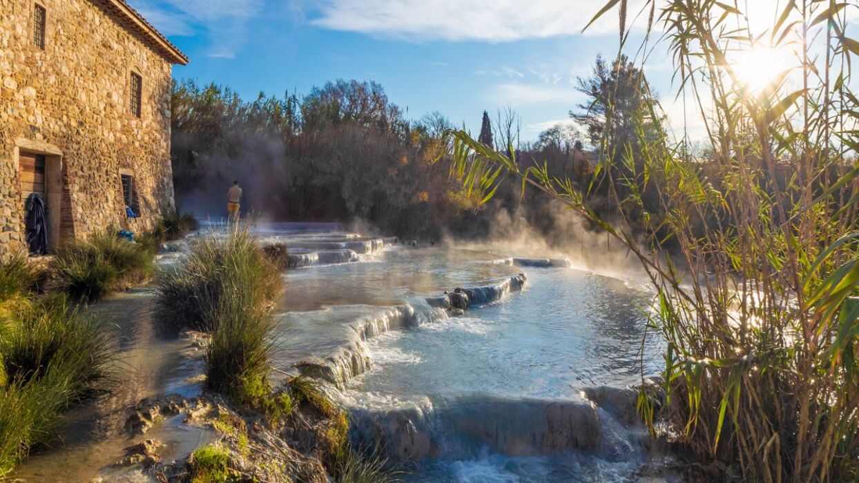 Toscana Tra Lusso e Relax: Pitigliano, Sorano, Sovana e Le Terme di Saturnia Toscana Tra Lusso e Relax: Pitigliano, Sorano, Sovana e Le Terme di Saturnia desktop picture