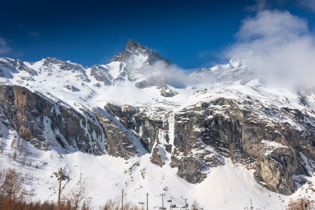 Ciaspolata Sotto le Stelle al Pian della Mussa Ciaspolata Sotto le Stelle al Pian della Mussa desktop picture