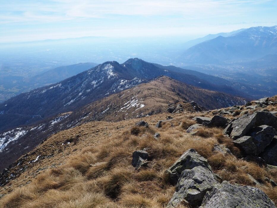 Il Pilone del Merlo: Un Trekking Panoramico Il Pilone del Merlo: Un Trekking Panoramico desktop picture