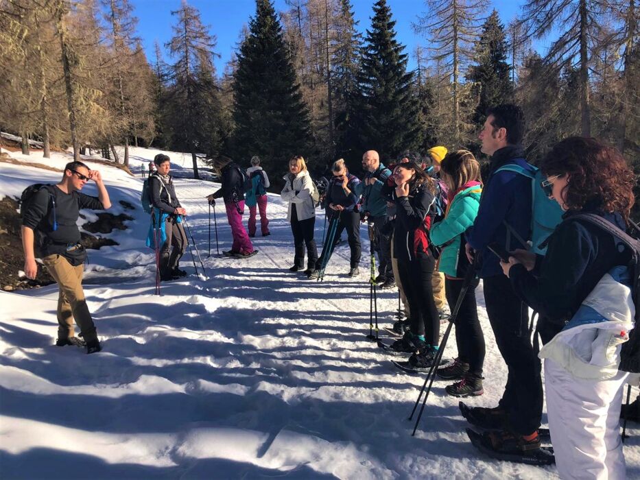 Ciaspolata alle pendici del Pelmo con Pranzo in Rifugio Ciaspolata alle pendici del Pelmo con Pranzo in Rifugio desktop picture