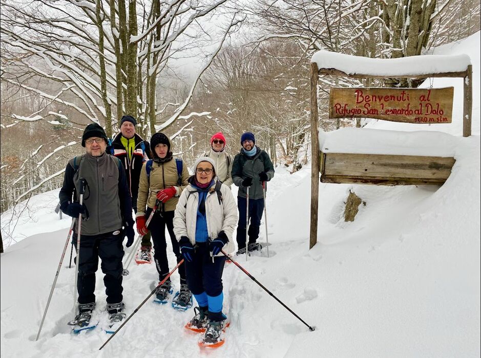 Ciaspolata nella Natura dell'Abetina Reale Ciaspolata nella Natura dell'Abetina Reale desktop picture