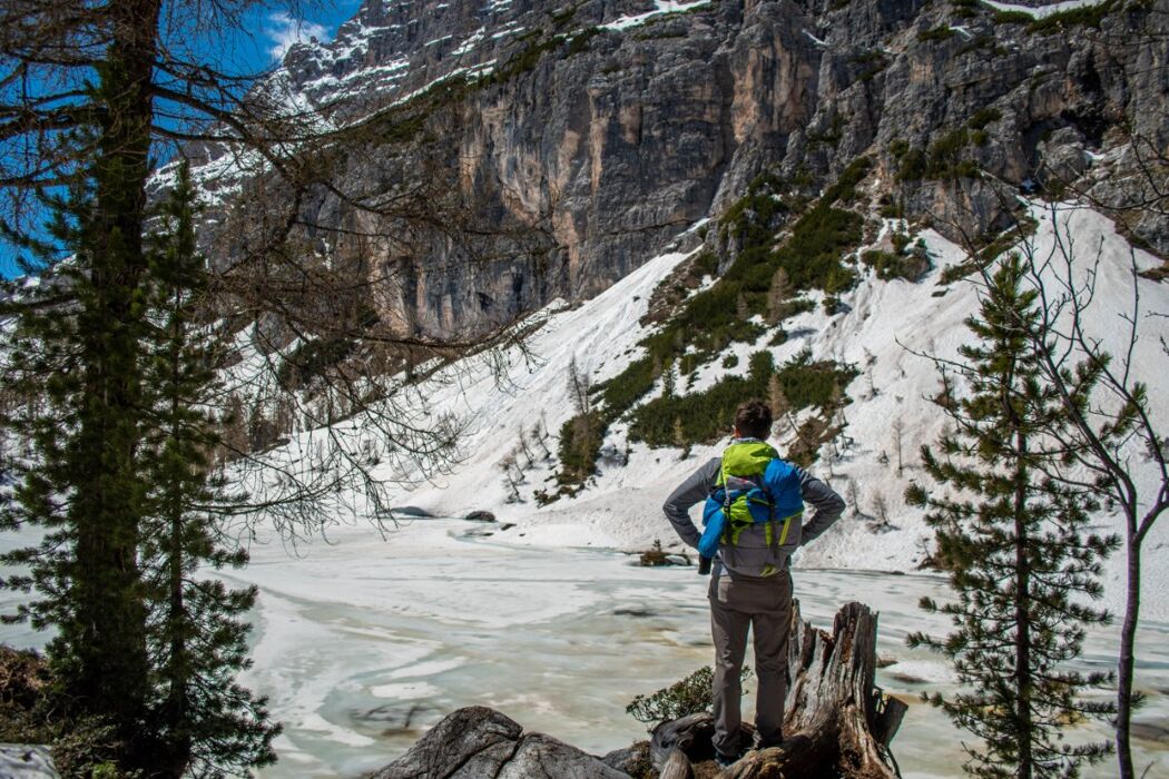 Ciaspolata a Croda da Lago: tra incredibili scenari Ciaspolata a Croda da Lago: tra incredibili scenari desktop picture