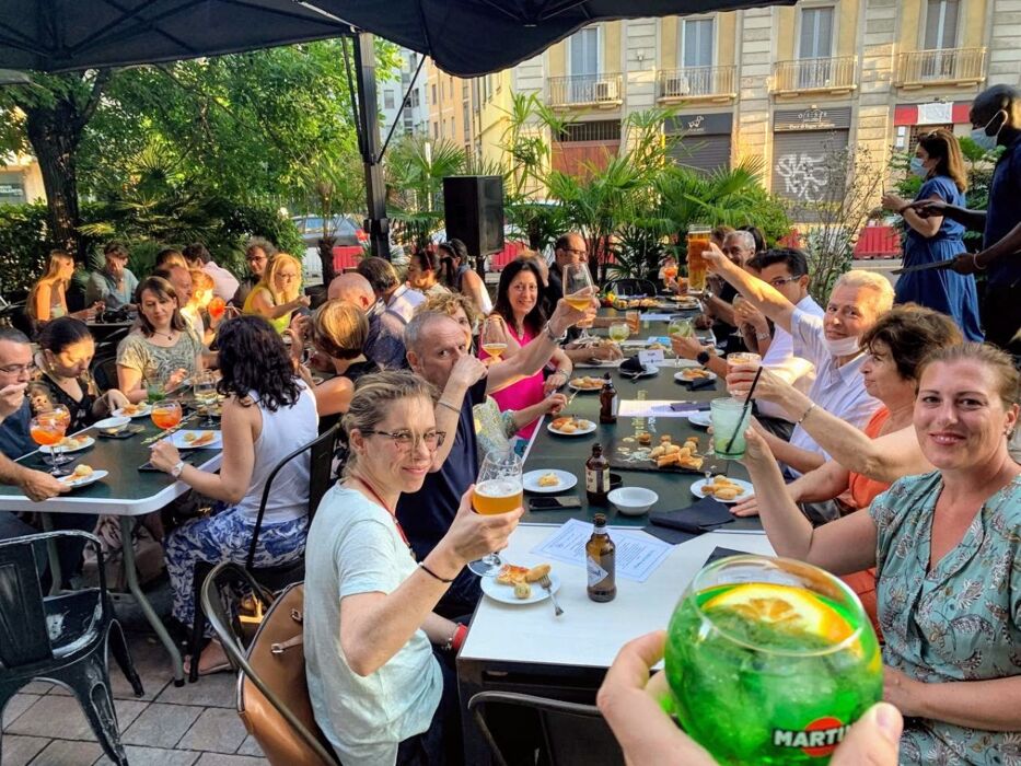 Aperitivo nel cuore di Milano a Brera Aperitivo nel cuore di Milano a Brera desktop picture