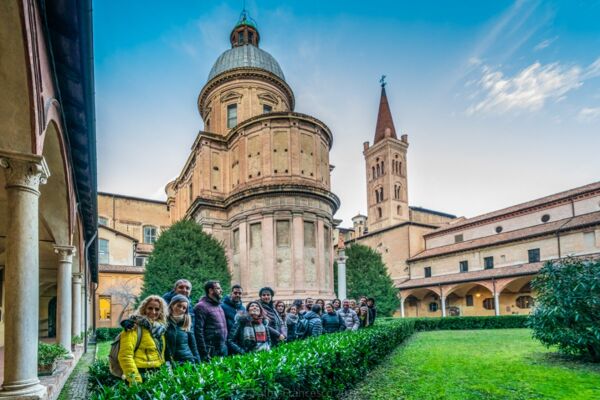 event-Weekend a Bologna: il Portico di San Luca e Cooking Class di Pasta Fresca