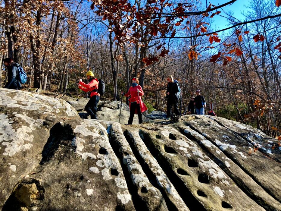 Escursione alla Scoperta del Rio Tassaro e dei suoi Borghi Medievali Escursione alla Scoperta del Rio Tassaro e dei suoi Borghi Medievali desktop picture